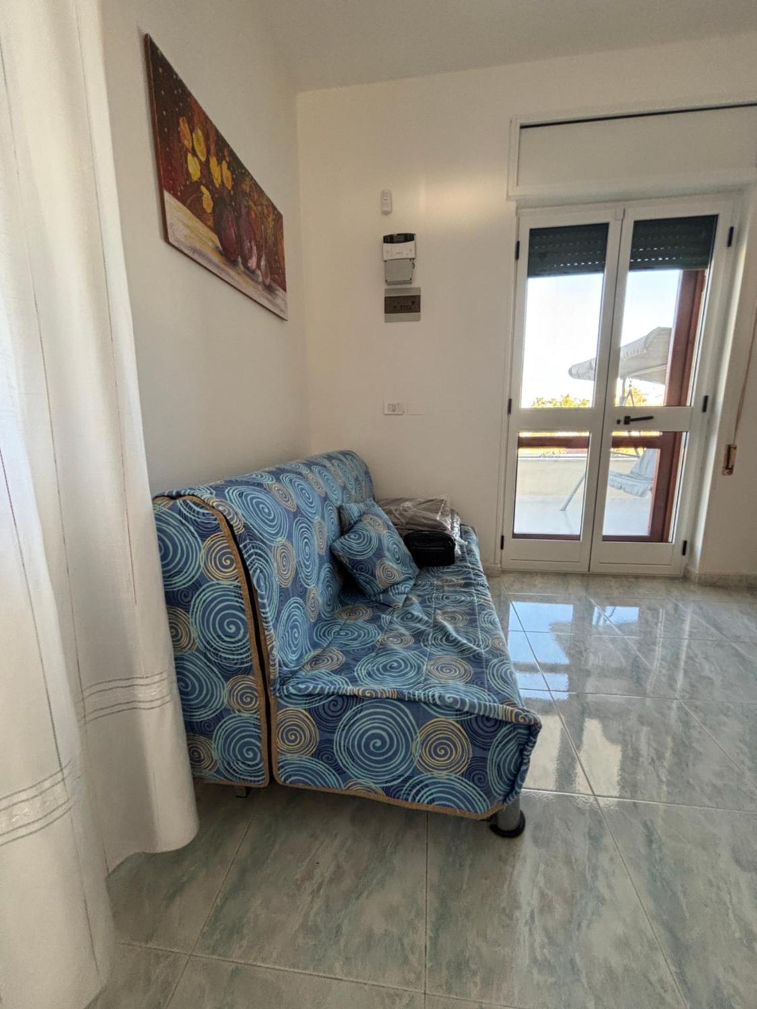 Вилла Lilly'S House Торре-Санта-Сабина Экстерьер фото
